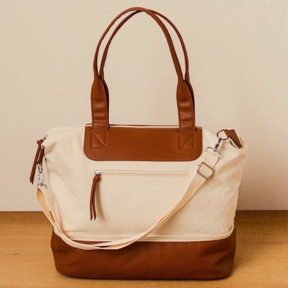 GRAF LANTZ Carry-On Travel Weekender - Picture 2 of 7